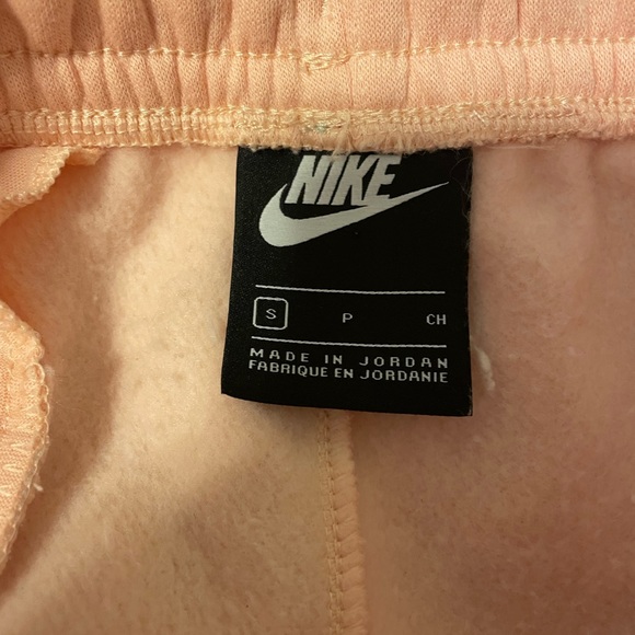Nike Sportswear Club Fleece Joggers - Picture 4 of 6